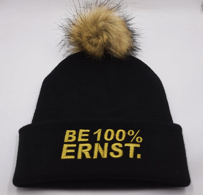 Ernst Performance Horses BE 100% ERNST. Beanie Schwarz mit Bommel bestickt – Bild 2